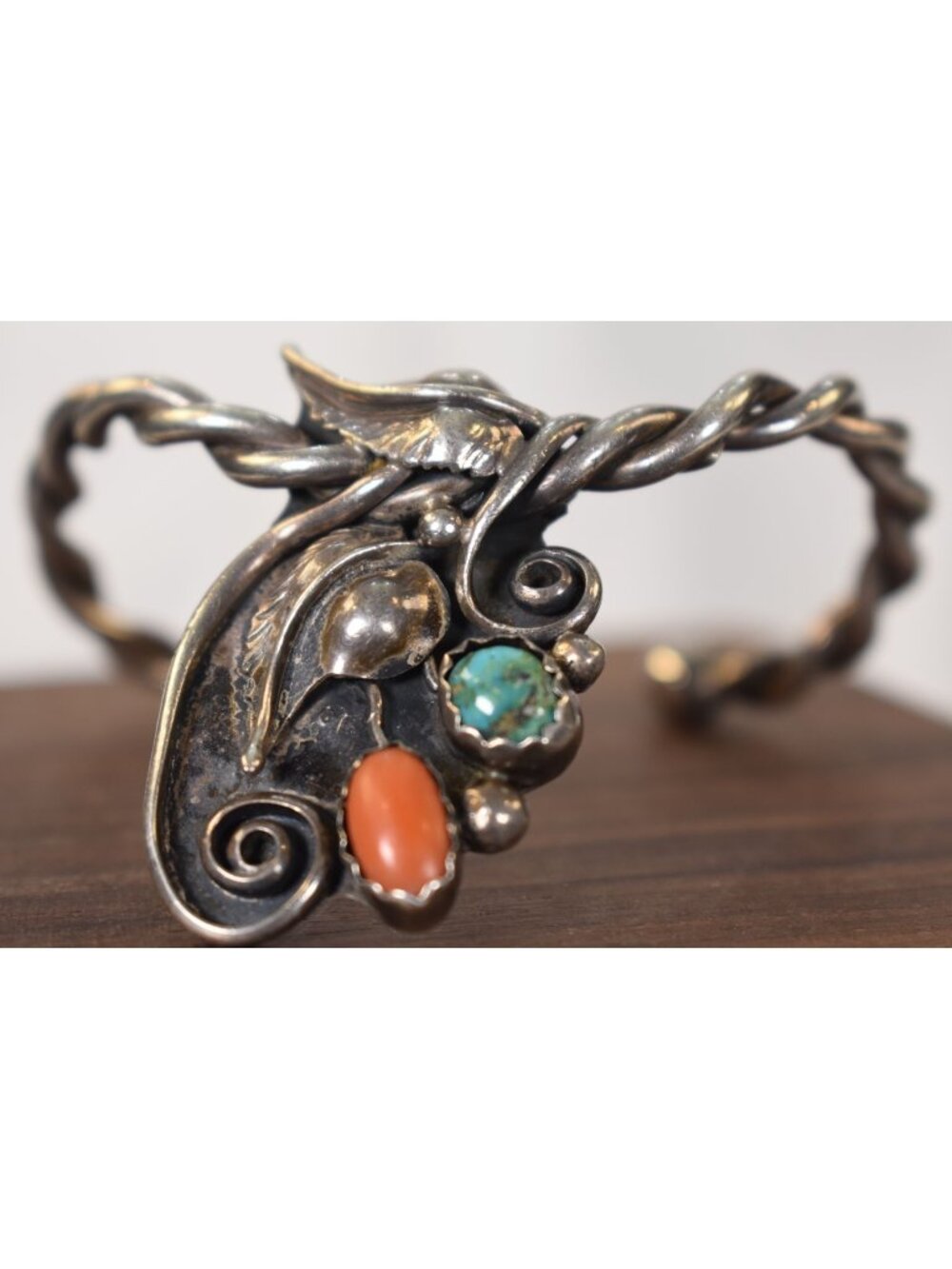 Vintage Signed Navajo Turquoise & Coral Twisted Wire Torc Cuff Bracelet